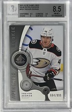 2021-22 SP Game Used Retro Rookies Trevor Zegras RC #664/999 Beckett 8.5