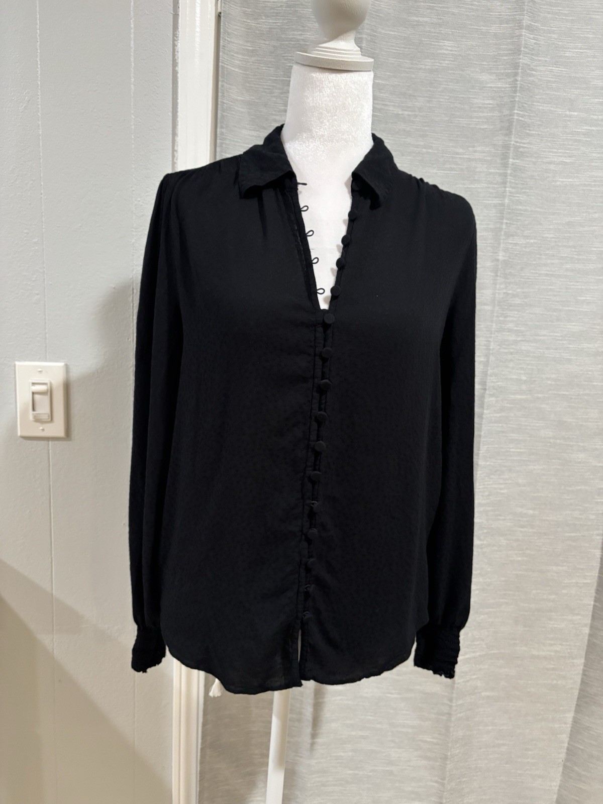 Express Women's Black Collared Button Front Long … - image 1