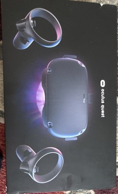 Oculus Quest Standalone VR Headset Black USB-C with Controllers and Accessories