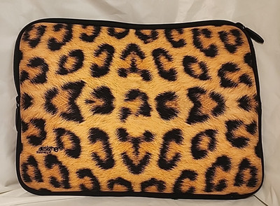 Designer Sleeves - Puffer Sleeve for up to 13'' Laptop - Leopard Print