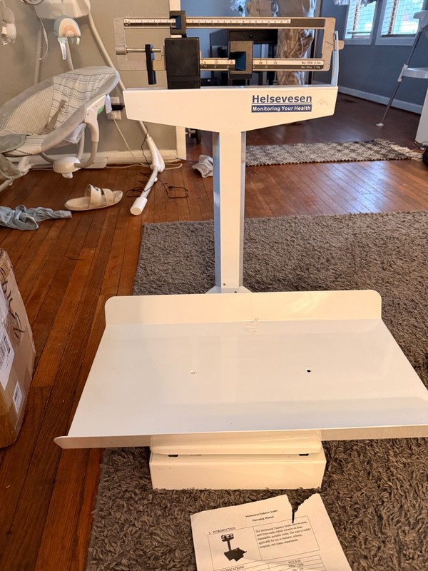 Helsevesen Mechanical Pediatric Scale