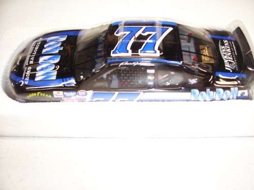 2004 1/24 #77 DONNIE NEUENBERGER CHEVY BOB BELL AUTO GROUP RACING CHAMPIONS RARE - Picture 5 of 6