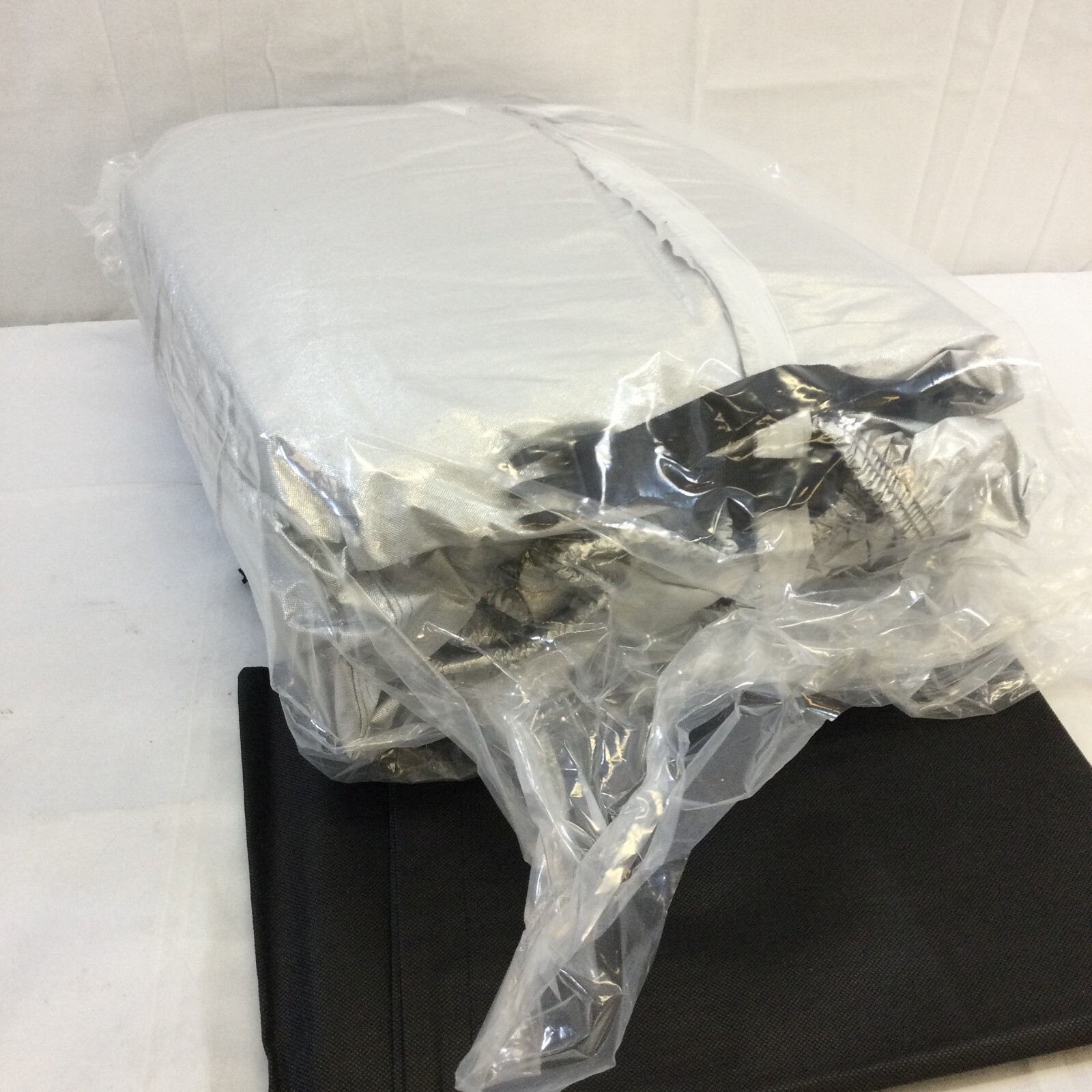 Kayme B09MHR5Y Silver All Weather Waterproof Car Cover With Lock And