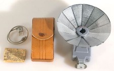 FLASH UNIT FOR BULB W/ ORIGINAL CASE AND PC CORD