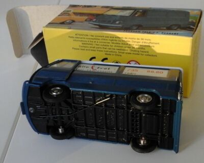 DINKY TOYS 1/43 FOURGON PEUGEOT J7 Réf : 570