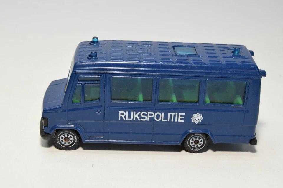 B67 1:55 SIKU 2012 MERCEDES-BENZ 809D VAN BUS RIJKPOLITIE POLIZIA OLANDESE EC... - Immagine 2 di 4