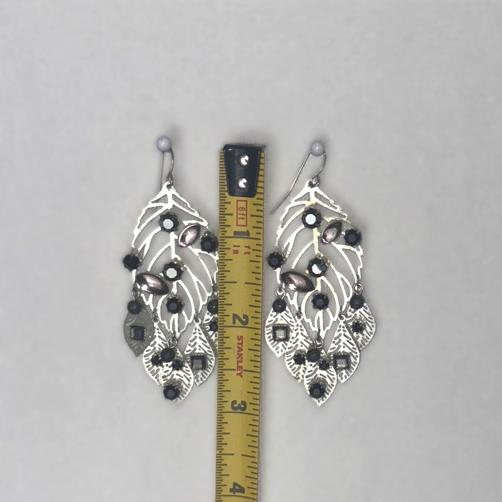 Vintage Hook Earrings Silvertone Leaf Rhinestone … - image 2