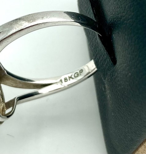 Hermoso Anillo Gema Amatista - Tono Plata - Estrás Transparente Tachonado - 18 KGP - Imagen 2 de 7