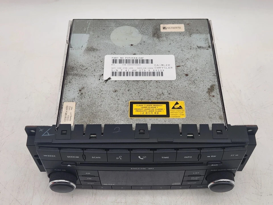 2008-2014 道奇充电器 克莱斯勒 300 音频收音机显示接收器 原始设备制造商 — 第 2/4 张图片