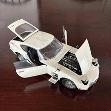 AUTOart  1/18 TOYOTA 2000 GT COUPE 397070