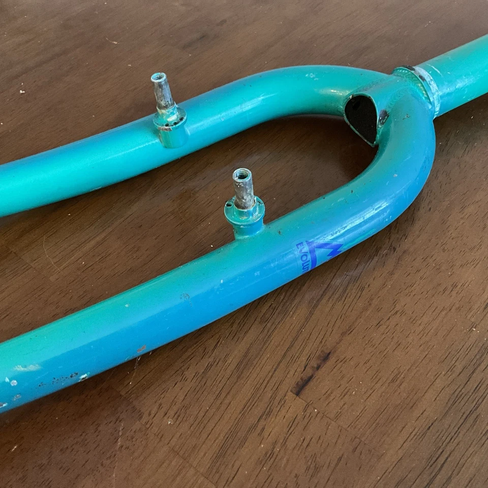 Horquilla rígida vintage Gary Fisher - 26” - 1 1/4” roscada - llanta - verde/azul desvanecido Foto 2 de 4