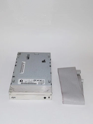 iOmega ZIP100 Internal ZIP Drive IDE Model: Z100iDE