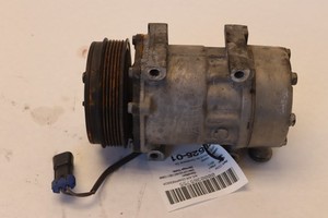 2010-2012 PETERBILT 386 CUMMINS A/C AIR CONDITIONING COMRPESSOR OEM