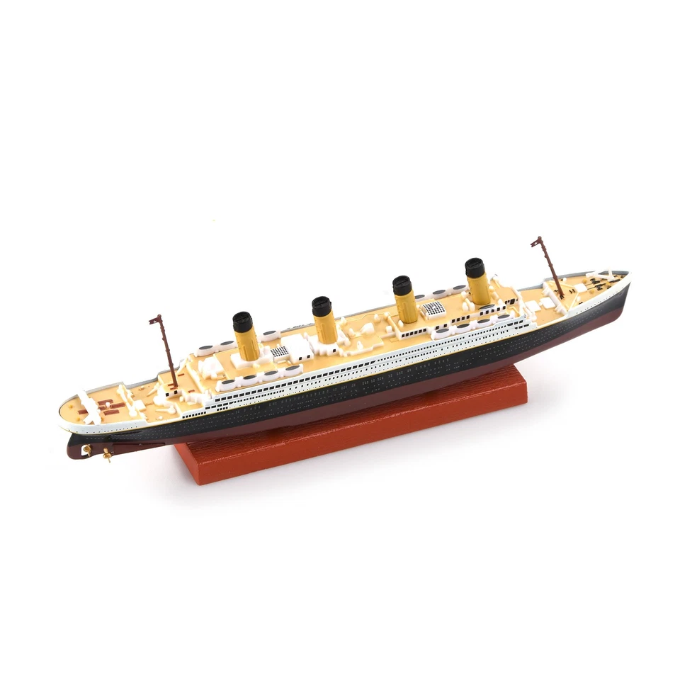 1/1250 Diecast TITANIC Cruise Ship Boat Alloy Model Cruise Souvenir Display Gift - Image 4 of 4