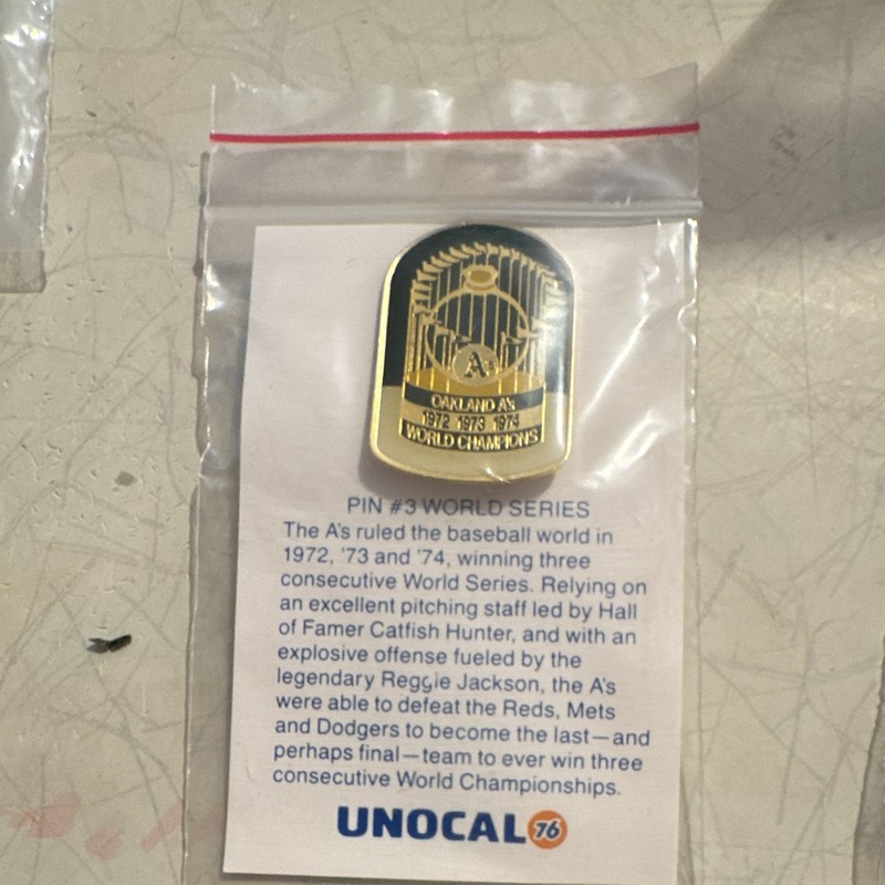UNOCAL 76 Oakland A's World Series Champions Pin #3 1972 1973 1974