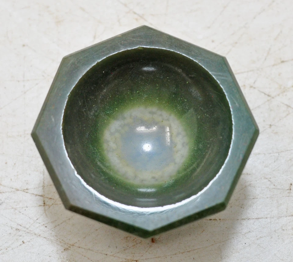 Nuevo cuenco redondo pequeño de piedra de ágata semipreciosa tallado a mano Foto 4 de 4