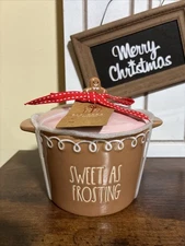 Rae Dunn Sweet As Frosting Christmas Gingerbread Baking Dish with Lid