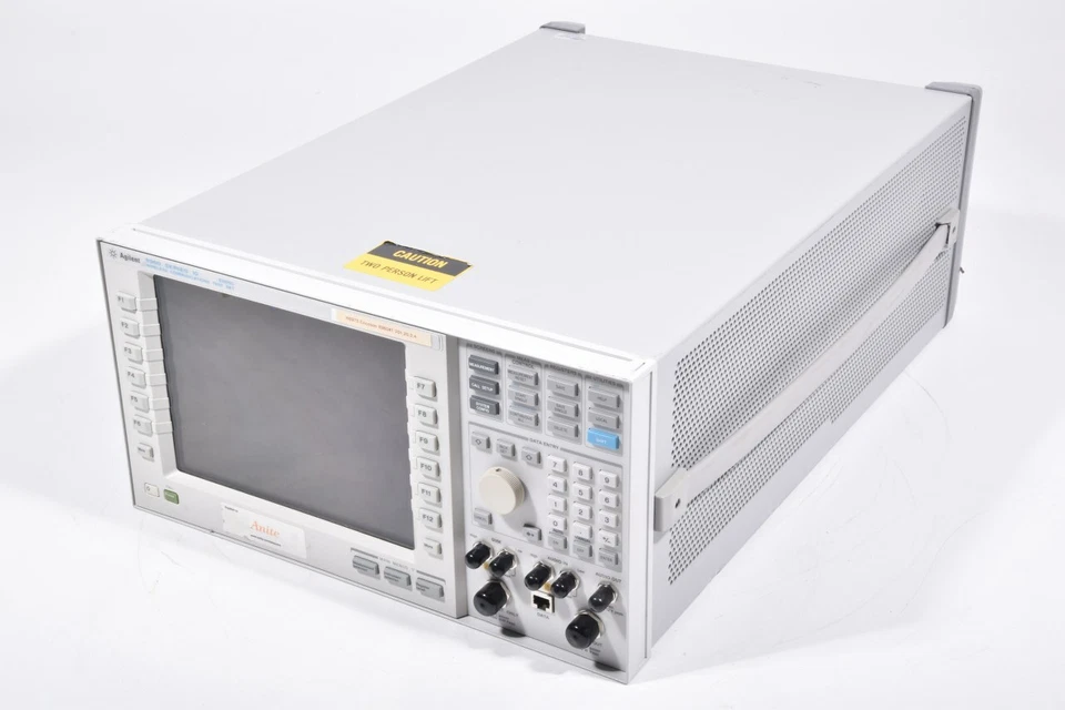 AGILENT KEYSIGHT Series 10 8960 E5515C, Wireless Test Set SN: GB45361039 - Bild 3 von 4