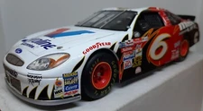 Mark Martin #6 Max Life 2000 Ford Taurus 1:24 Scale Team Caliber Limited Edition