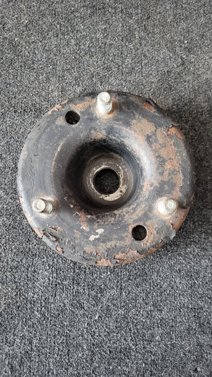 NISSAN 280ZX Front Shock Absorber Guide support Set | eBay
