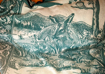 La Paz Blanket Mother Deer & Fawns Mexico 74x80 Reversible Green Mushroom Forest