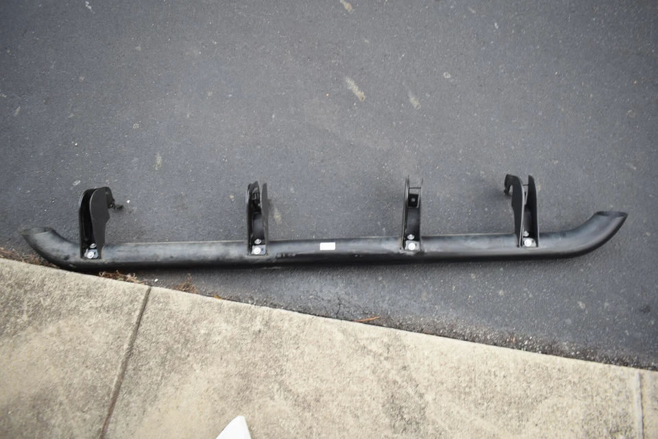 GMC SIERRA 2500 3500 HD 2015-2019 barra de paso fabricante de equipos originales camioneta local Foto 4 de 4