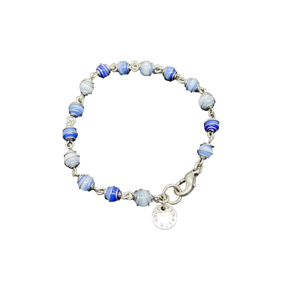 Brazalete Kenneth Cole azul óptico/ojo de gato envuelto en cuentas tono plata Foto 2 de 4