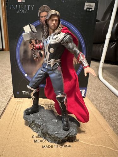 Iron Studios 1/10 Art Scale Statue Marvel Thor Infinity Saga Battle NY Avengers - Picture 1 of 9
