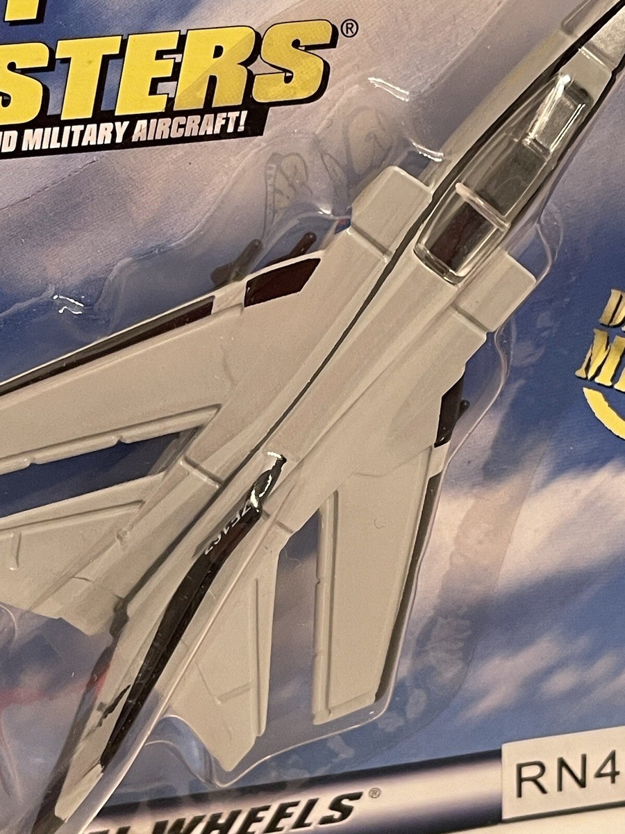 2000 Vintage Matchbox Sky Busters Tornado ZE-167 Military Aircraft