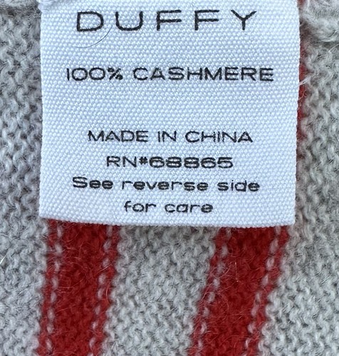 DUFFY 100% cashmere soft and fluffy jumper size S Good Overall Condition - Picture 8 of 9