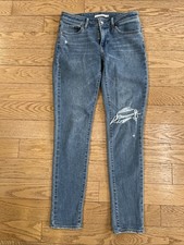 Levi  s Women  s 711 Skinny Jeans Size 26 Distressed Stretch Denim