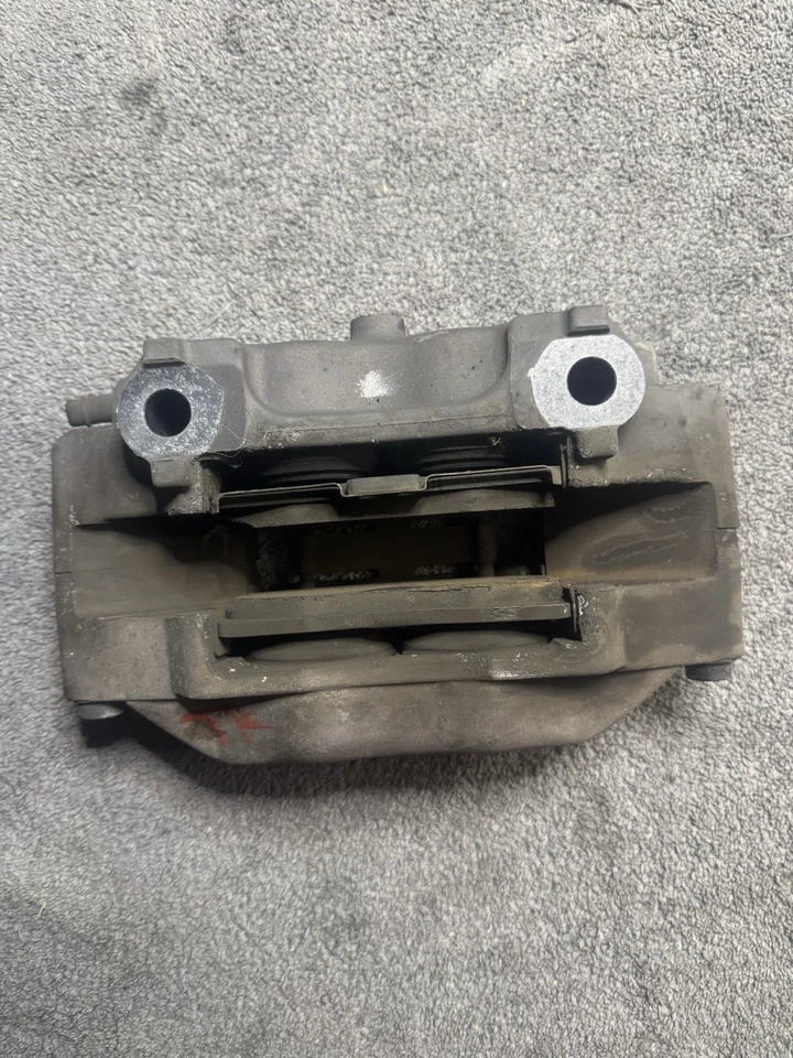 ✅Pinzas de freno delanteras izquierda derecha 4 pistones Acura RL Advics 2005-2012 (par) OEM Foto 2 de 4