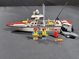 Lego City 60147 Fishing Boat 99% Complete 