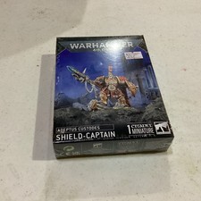 Warhammer 40K: Adeptus Custodes: Shield Captain Mini Figures