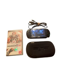 Sony PlayStation PSP Handheld Console (PSP-1001) W/Accessories