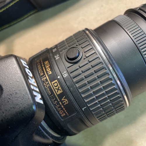 Nikon D7100 DSLR Camera with DX VR AF-S NIKKOR 18-50mm 1:3.5-5.6G II Lens -MINT - Picture 12 of 16
