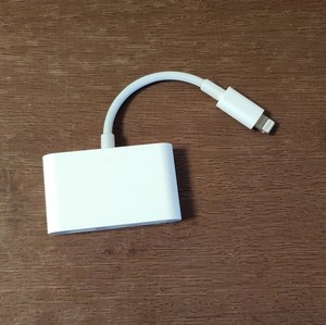 Lightning & USB Card Reader for iPhone iPad SD MicroSD Adapter