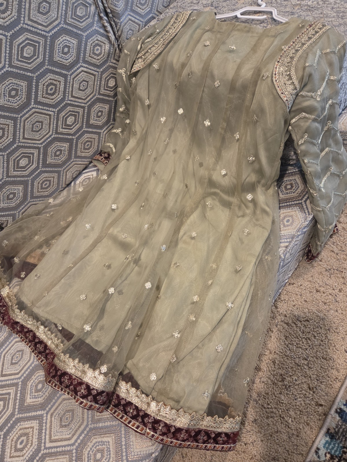 Pakistani Shalwar Kameez - image 7