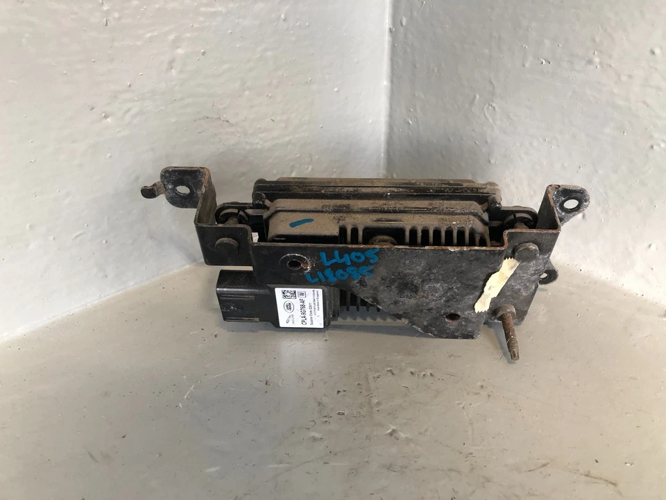 Range Rover L405 Adaptive Cruise Control Module CPLA-9G768-AF 2013 to 2017 - Image 4 of 4