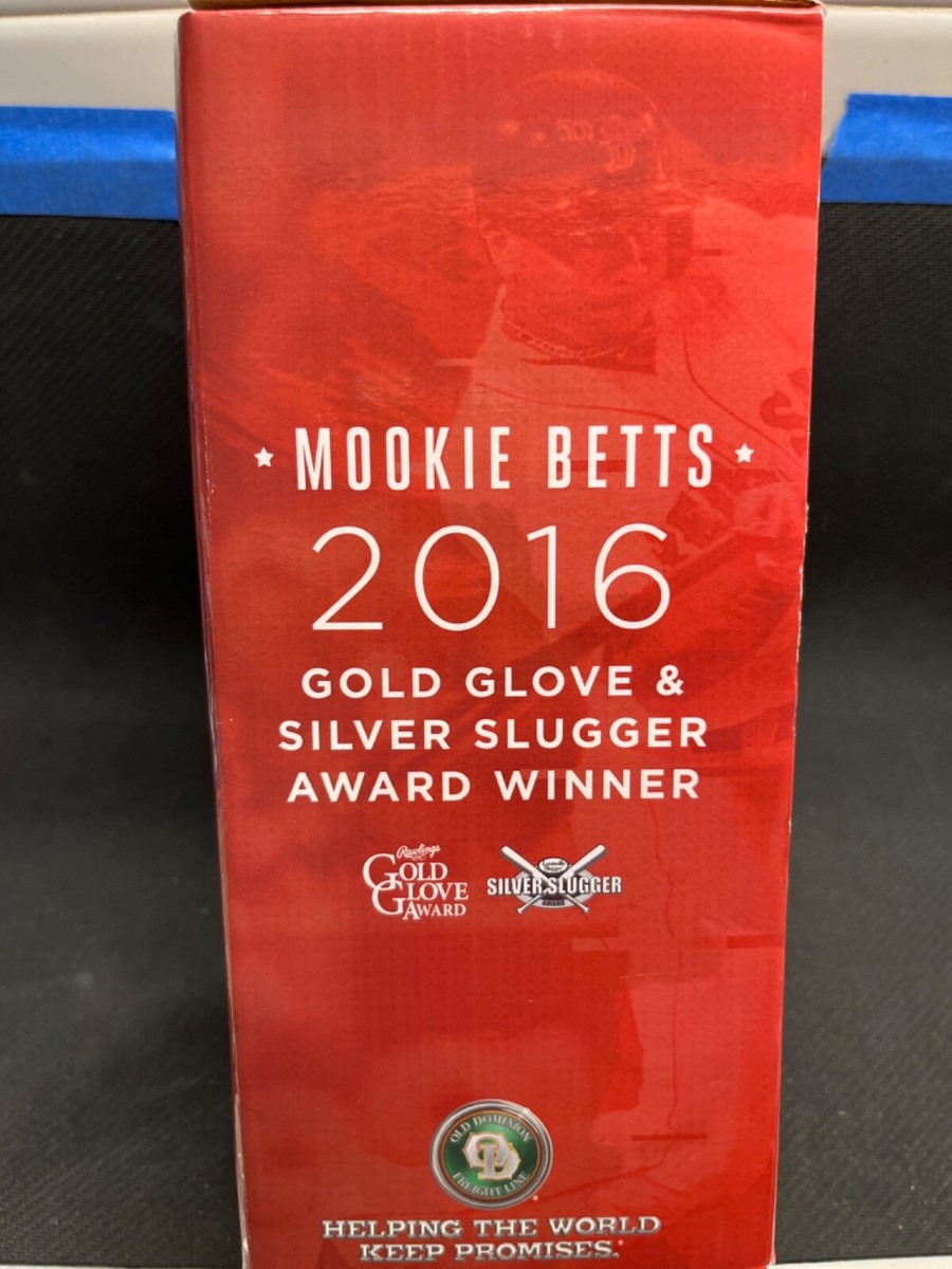 2016 MOOKIE BETTS SGA GOLD GLOVE & SILVER SLUGGER WINNER