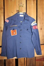 Boy Scouts of America BSA Youth Shirt 14 Medium Vintage Sewn on patches Cub