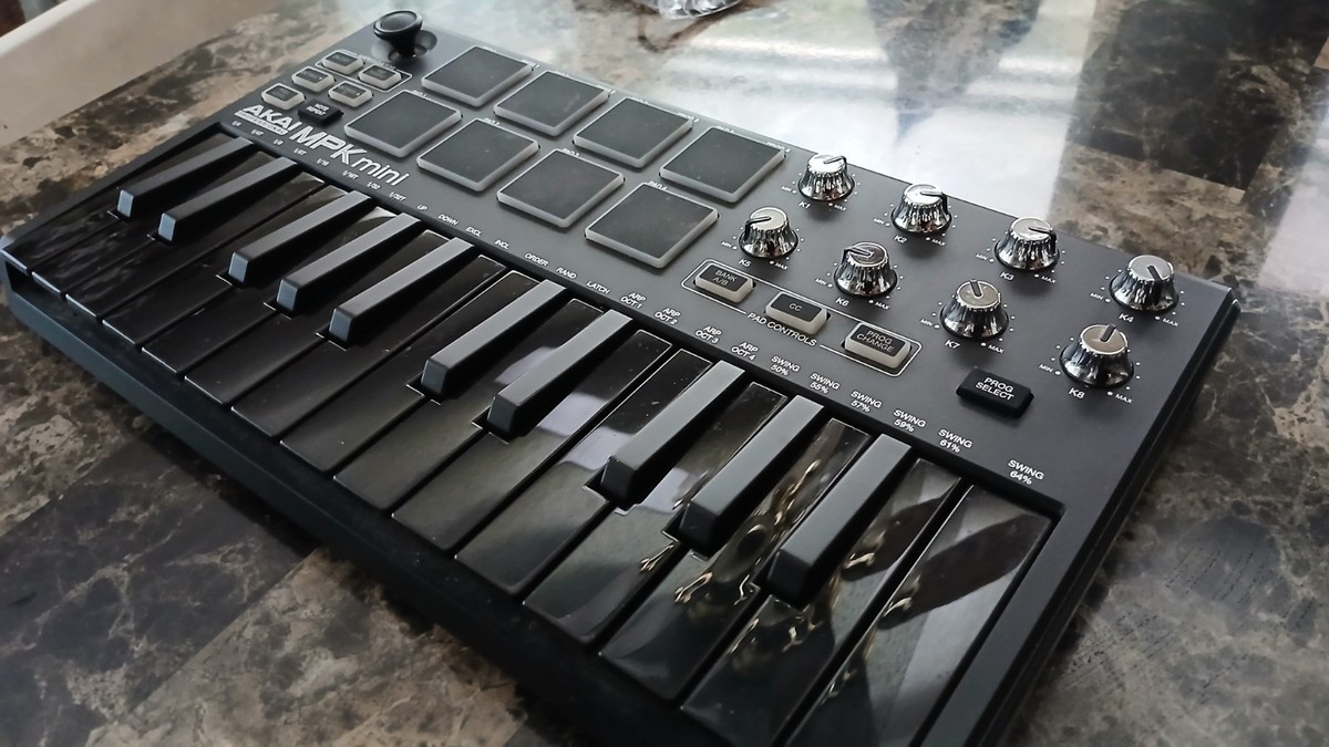 Akai MPK Mini MKII Keyboard Controller Special Edition