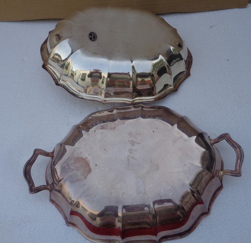 Dish Covered Divided Handled Chippendale International Silverplate 13x10x4” - Picture 3 of 8