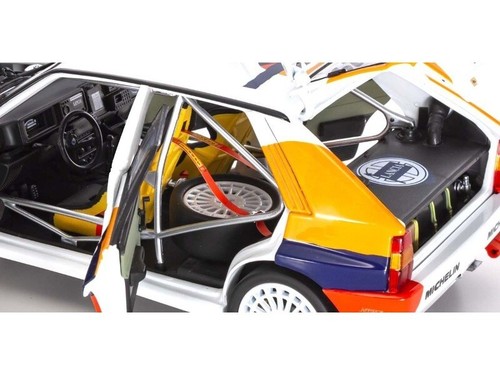 Kyosho 1/18 Lancia Delta HF Integrale Repsol 1993 Monte Carlo Sainz #08348C NEW - Picture 8 of 8