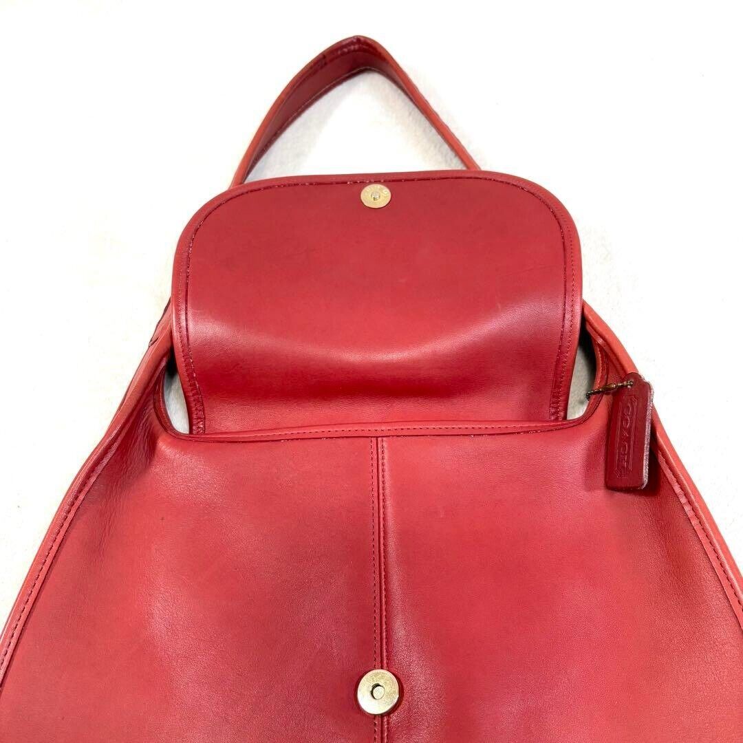 COACH Classic Coach Ergo Flap Shopper #9029 from 1997 COACH Classic Coach Ergo Flap Shopper #9029 from 1997