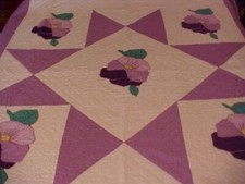 APPLIQUED FLORAL QUILT; PANSY FLOWERS in PURPLE