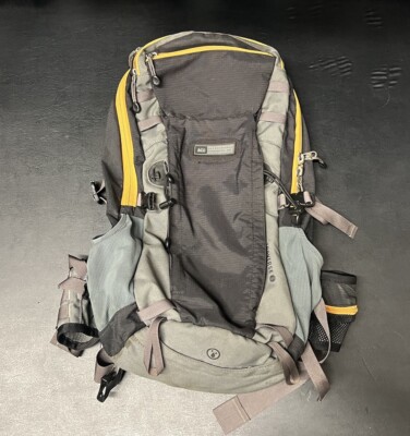 NWT REI Women’s Trail Hydro 30 Backpack Trail Hydro 30 REI New | Mercari main image 4