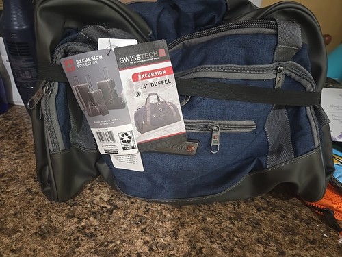 SWISSTECH Excursion 24" Duffel Bag Blue Adventure Water Resistant Bottom - New - Picture 4 of 10