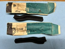NOS 1967 Grand Prix Windshield Pillar Beltline Seal Weatherstrip 7647787 7647788