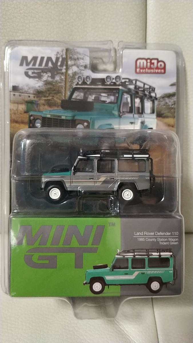 MiniGT Land Rover Defender 110 チェイス2台 MiniGT Land Rover Defender 110 チェイス2台 - メルカリ